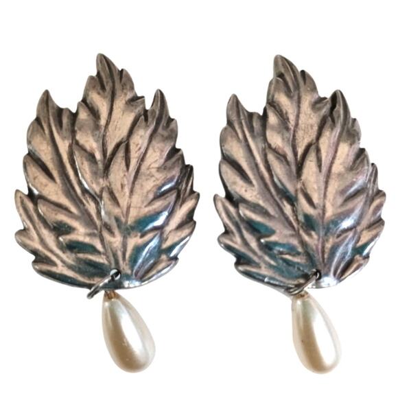 Vintage Seagull Pewter Leaf Earrings 1988 Signed Pearl Drop Dangle - Picture 2 of 7